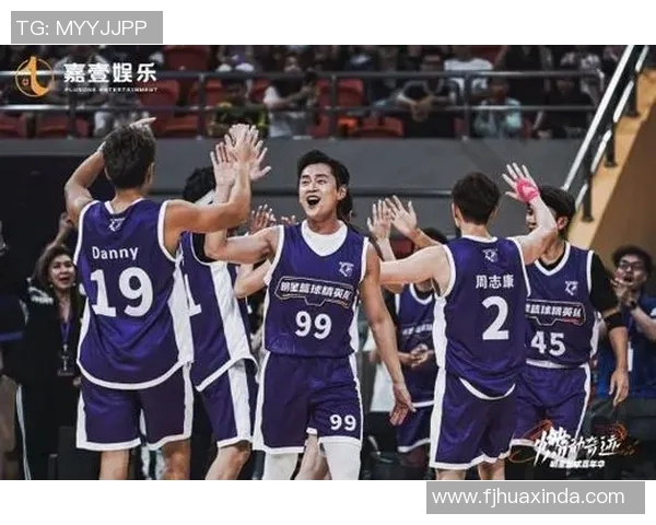 篮球明星与各界明星亲密合影展现友谊与魅力的精彩瞬间